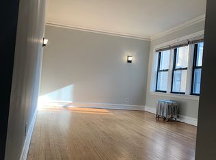 6221 N Artesian Ave APT 2E, Chicago, IL 60659