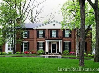 44 Fair Oaks Dr, Saint Louis, MO