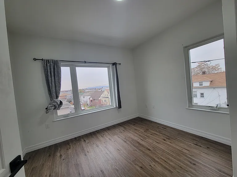 91 Jewell St #6 — Photo 8