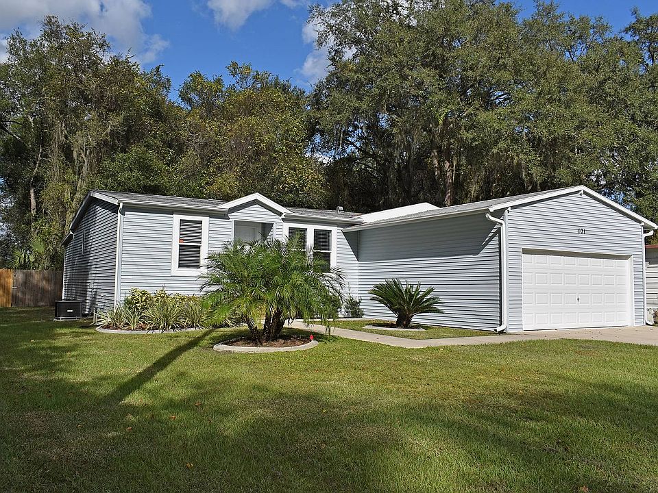 1st image of 101 Poinsettia Dr