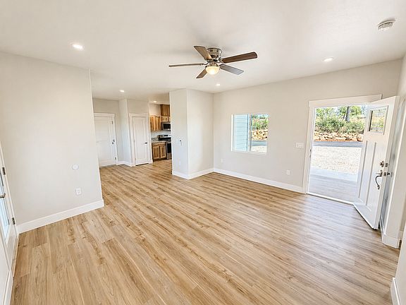 5th image of 5616 Jewell Rd #B