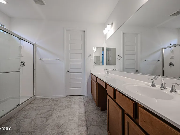 8752 W Medlock Dr — Photo 24
