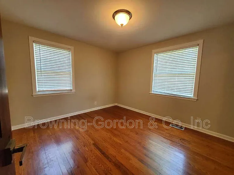 2915 Selena Dr — Photo 9