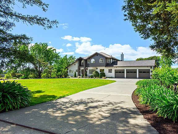 2nd image of 5533 Oak Meadow Drive