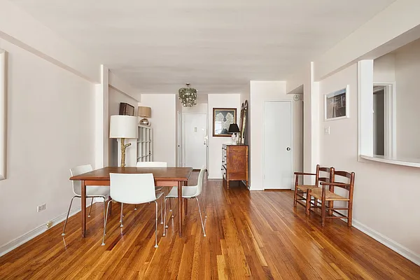 Sold by Compass | media 9