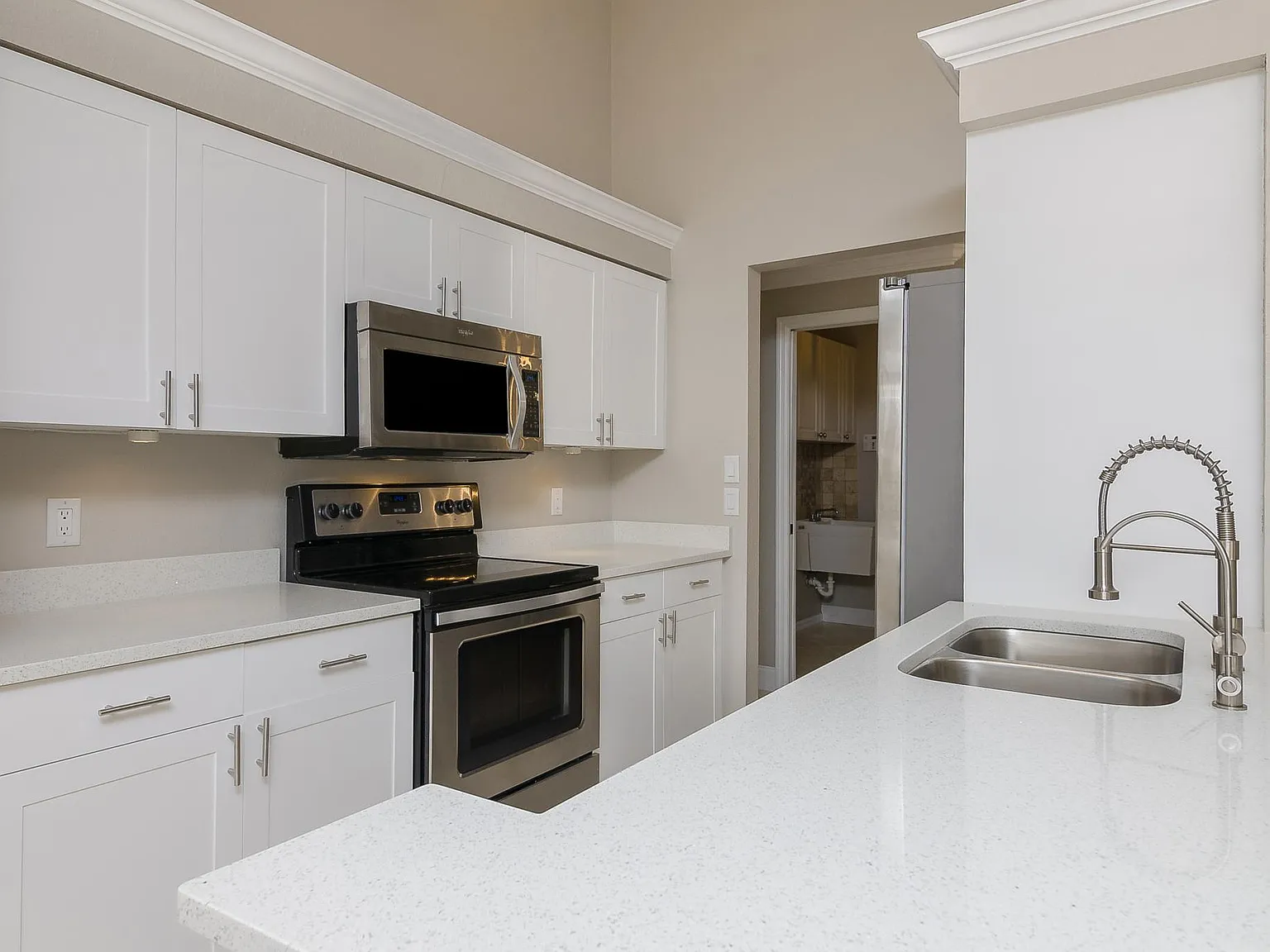 4 bed, 1507 sqft, $2,900 — Photo 4