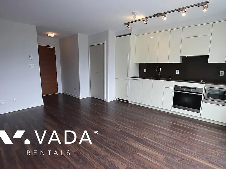 161 Georgia St W #505 — Photo 4