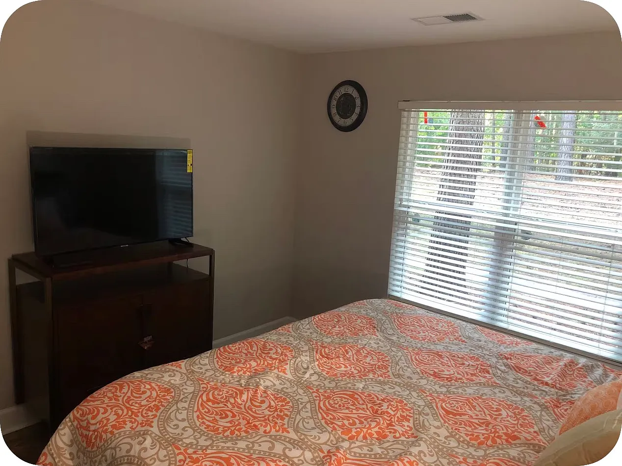2 bed, 1036 sqft, $1,775 — Photo 4
