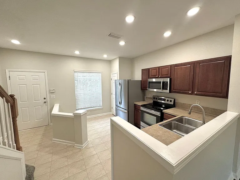 3435 Nightscape Cir — Photo 3