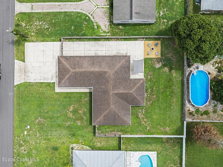 6424 Dane Ave — Photo 32