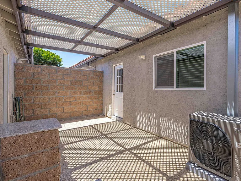10419 Hayford St — Photo 23