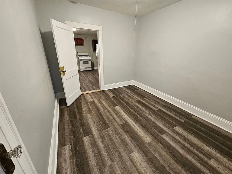 106 Willow St #1S — Photo 8