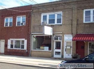 208 W Clinton Ave, Oaklyn, NJ 08107