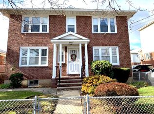 1066 Targee St, Staten Island, NY 10304