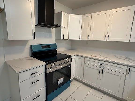 5th image of 1419 Chapel Downs Rd