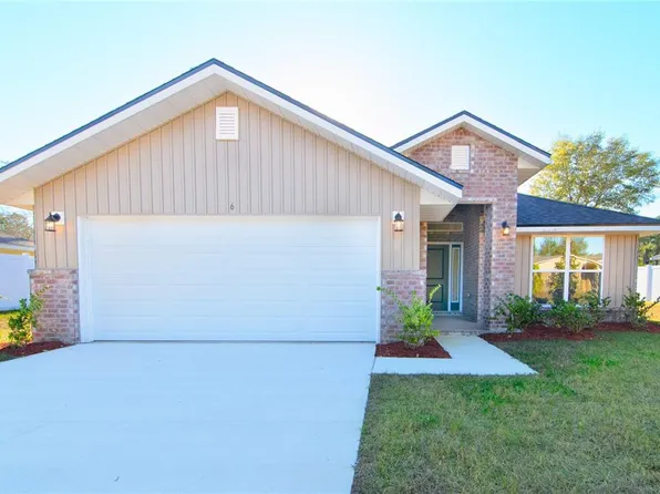 7 Zircon Ct, Palm Coast, FL 32164