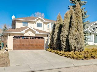 83 S Gleneagles Close, Cochrane, AB T4C1N7