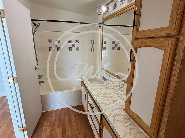 3289 Penrod Ln — Photo 17