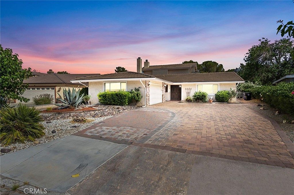 14991 Blue Grass Dr