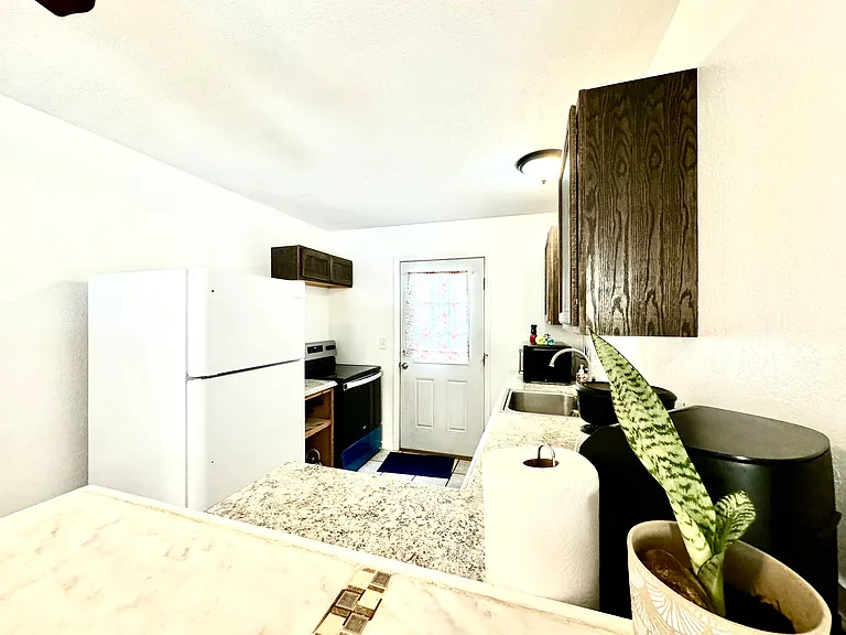 75-184 Ala Onaona St #D — Photo 3