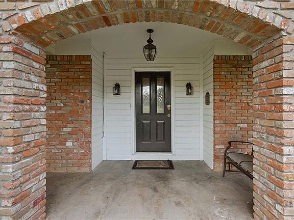 4th image of 9011 Lark Dr