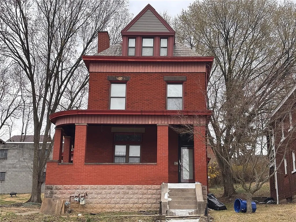 26 Carrick Ave photo 1