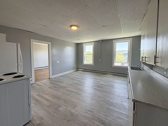 5th image of 220 Blake St #4
