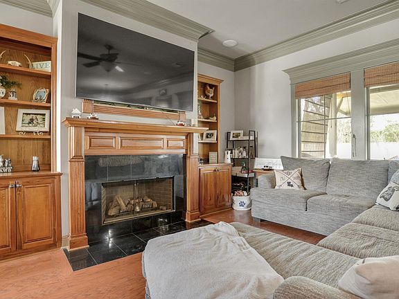 5th image of 40068 Summer Brooke Ave