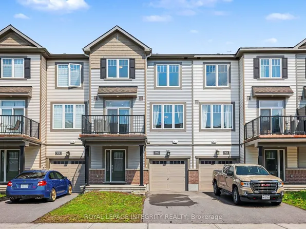 906 Lixnaw Ct, Ottawa, ON K2J 6Y3