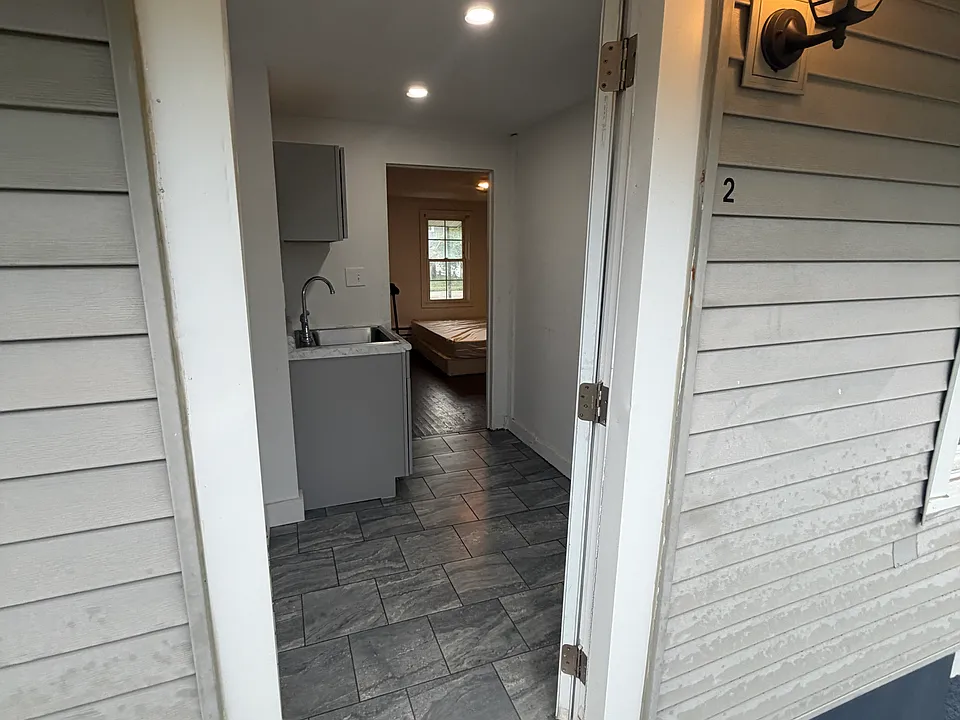 10 Richards Pl #2