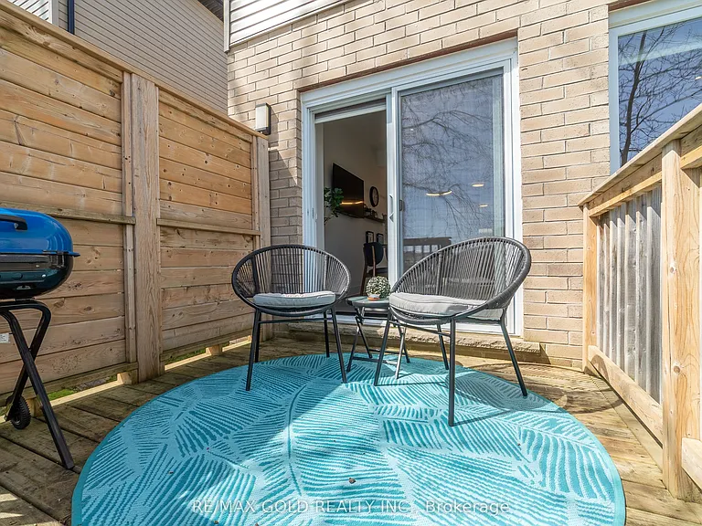 2621 Holbrook Dr #8 — Photo 33