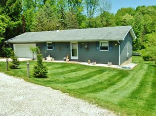 7139 Gopher Rd SW, Dellroy, OH 44620