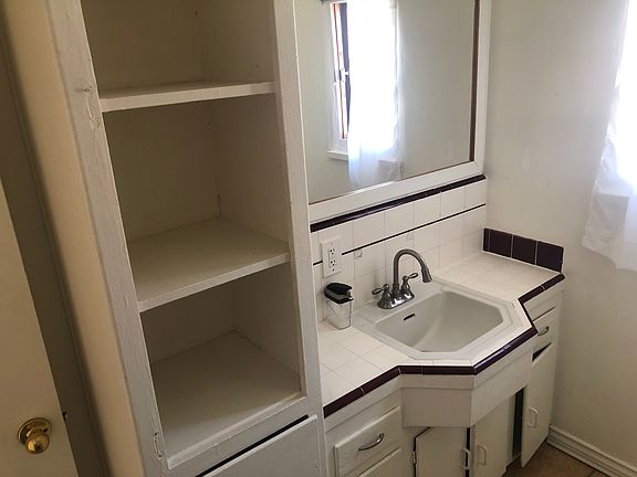 2nd image of 1927 17th St #B