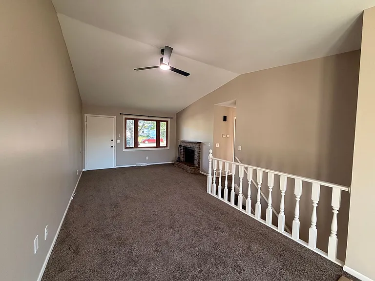 6672 Pleasantview St NE — Photo 9