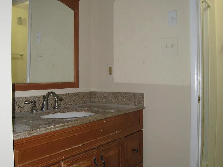 2125 Preston Square Ct — Photo 10