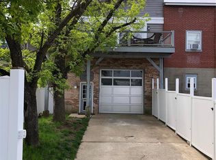 18 E 2nd St, Washington, MO 63090