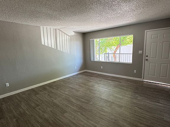 2nd image of 2620 Stewart Ave #6