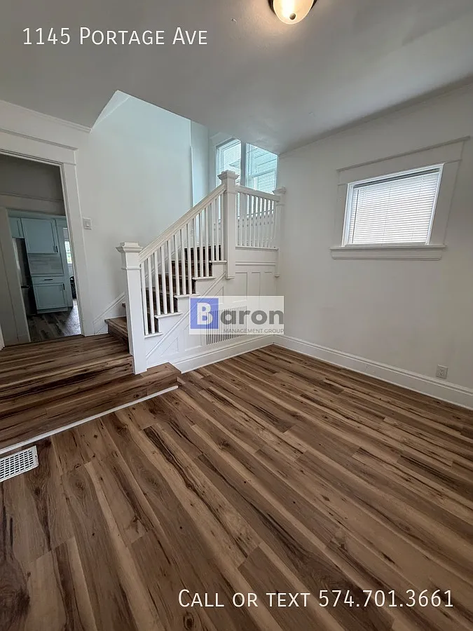 1145 Portage — Photo 3