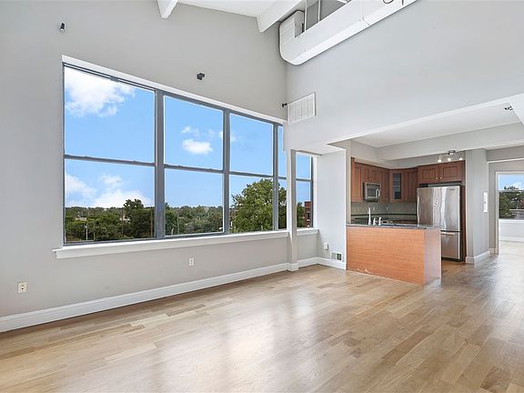 4th image of 300 Communipaw Ave APT 301