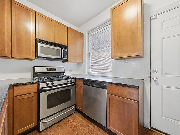 3rd image of 7601 S Essex Ave #2