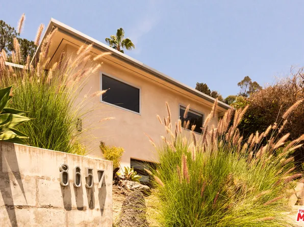 8657 Metz Pl, Los Angeles, CA 90069