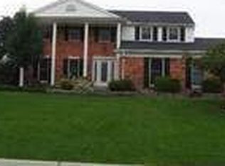 18473 Yorkshire Dr, Riverview, MI 48193