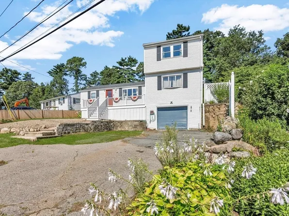 15 Beechwood Ave, Lakeville, MA 02347