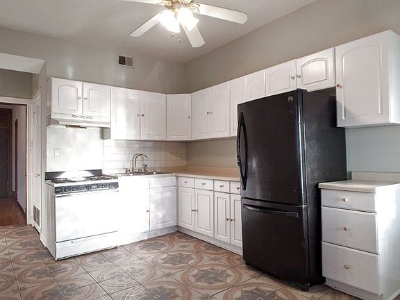 4th image of 1424 N Maplewood Ave #3R