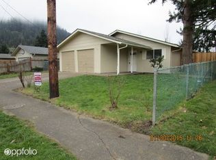 160 66th St, Springfield, OR 97478