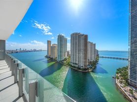 300 Biscayne Boulevard Way