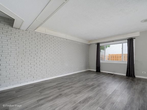 2nd image of 1957 Wildwood Cir