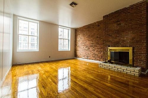 3rd image of 551-553 W 22nd St