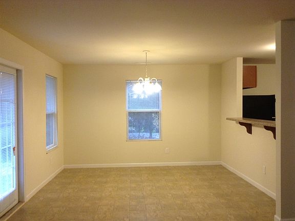 5th image of 6614 Chestnut Oak Ln