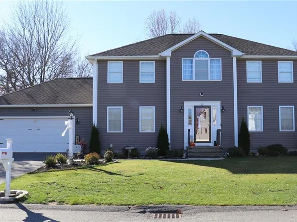 22 Windsong Rd, Cumberland, RI 02864